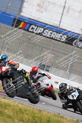 media/Mar-19-2022-Fastrack Riders (Sat) [[4e7522d738]]/Level 5 Race/Turn 9 Outside/